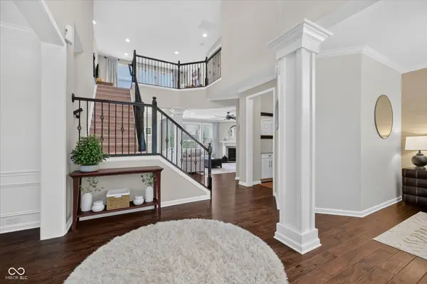 11137 Glen Avon WAY, Zionsville, IN 46077