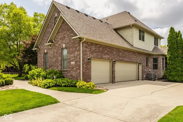 13788 Smokey Ridge DR, Carmel, IN 46033