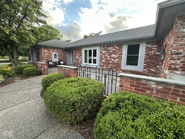 7536 Cape Cod CIR, Indianapolis, IN 46250