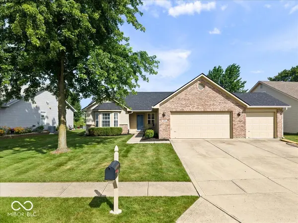 5450 Bracken DR, Indianapolis, IN 46239