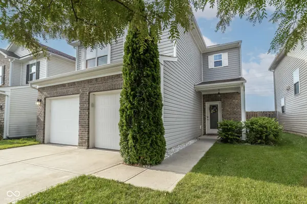 2483 Shadow Bend DR, Columbus, IN 47201