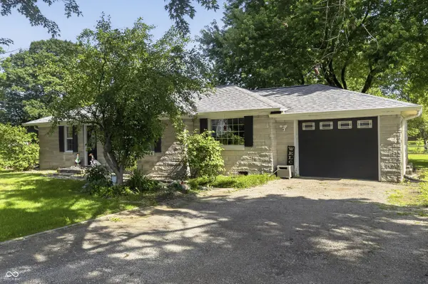 4758 E Hadley RD, Mooresville, IN 46158