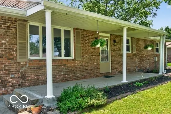 953 Radio LN, New Castle, IN 47362