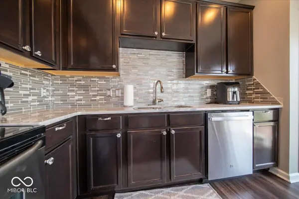 6301 Central BLVD, Whitestown, IN 46075