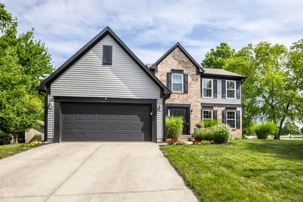 8470 Andorra DR, Fishers, IN 46038