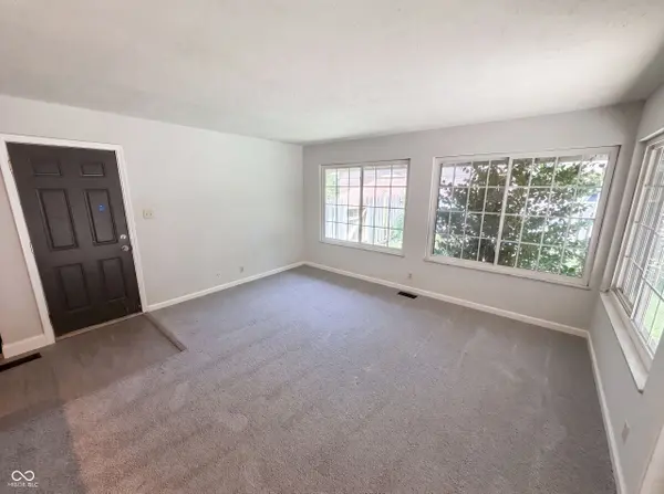 8223 Taunton RD, Indianapolis, IN 46260