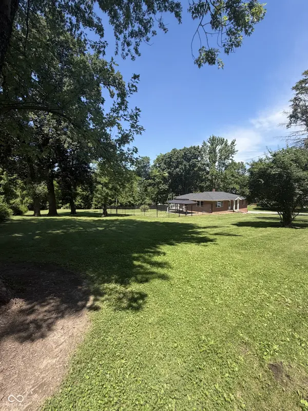 5912 Laurel ST, Indianapolis, IN 46227