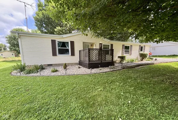 151 West Water ST, Cloverdale, IN 46120