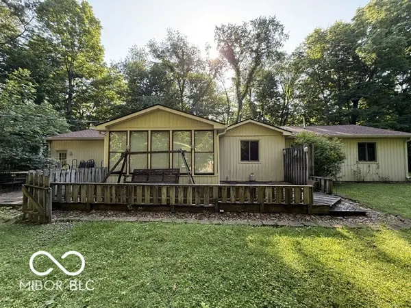 10765 Cyntheanne RD, Fortville, IN 46040
