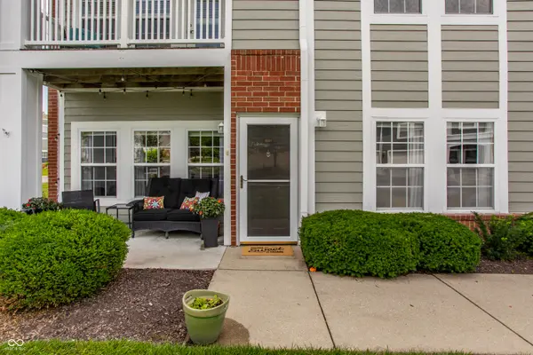 9681 Rialto TRL, Carmel, IN 46280
