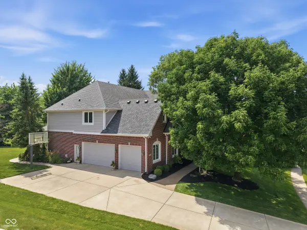 2729 Joshua DR, Carmel, IN 46033
