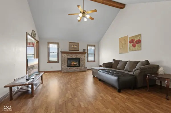 3601 S Southway DR, New Palestine, IN 46163