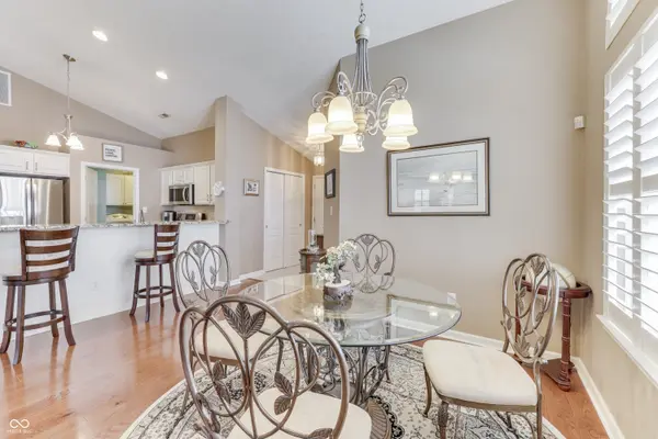 1192 Vicksburg South DR, Greenwood, IN 46143