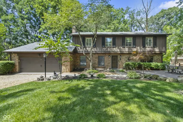 6454 E 116th ST, Fishers, IN 46038