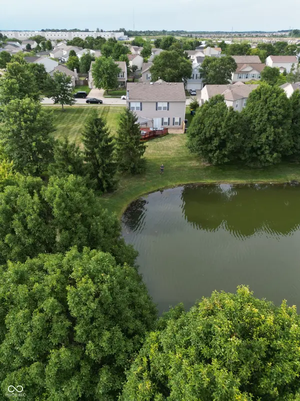 10381 Cotton Blossom DR, Fishers, IN 46038