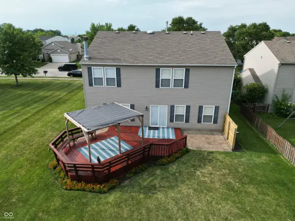 10381 Cotton Blossom DR, Fishers, IN 46038