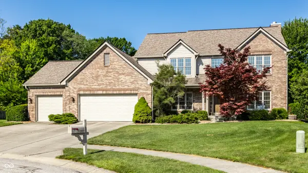 10884 Pickens CT, Carmel, IN 46032