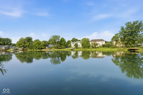 7556 Lippincott WAY, Indianapolis, IN 46268