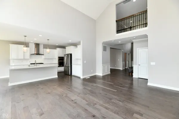 459 Heritage Terrace LN, Carmel, IN 46032