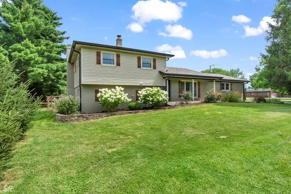 9570 Vandergriff RD, Indianapolis, IN 46239