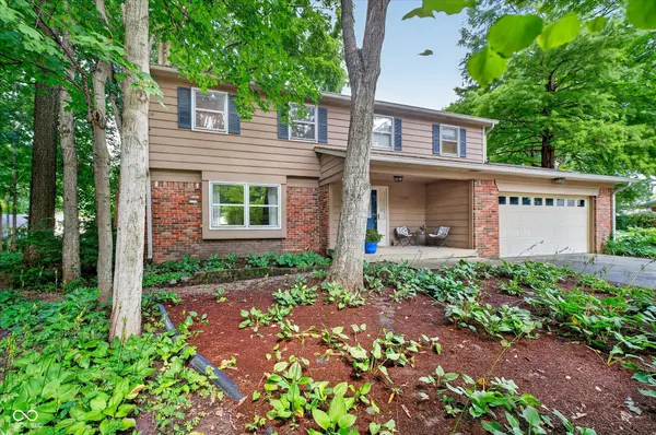 11116 Wood CT, Carmel, IN 46033