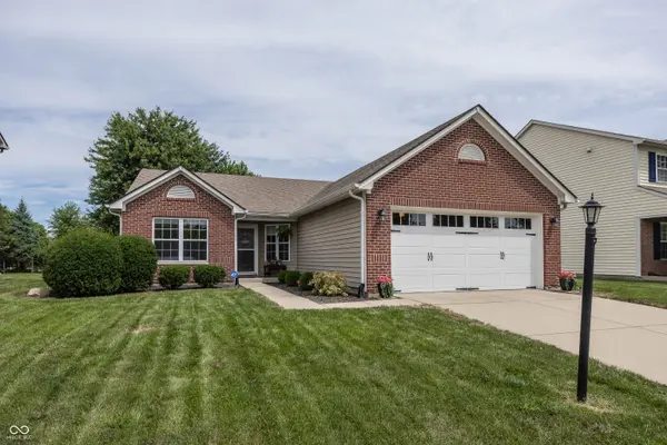 10128 Beresford CT, Fishers, IN 46038