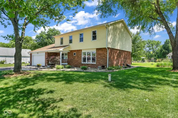 5133 Hill Valley DR, Pittsboro, IN 46167