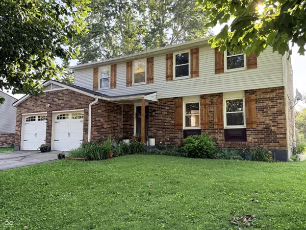 7429 Broadview DR, Indianapolis, IN 46227