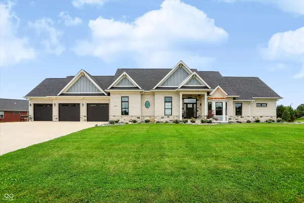 2974 E Indian Summer LN, Martinsville, IN 46151