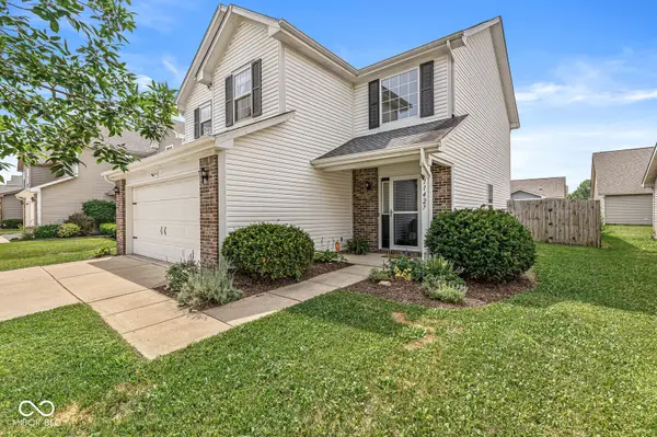 11427 Seabiscuit DR, Noblesville, IN 46060