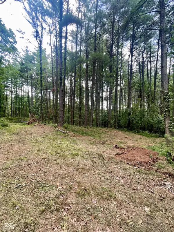 7288 Becks Grove RD, Freetown, IN 47235