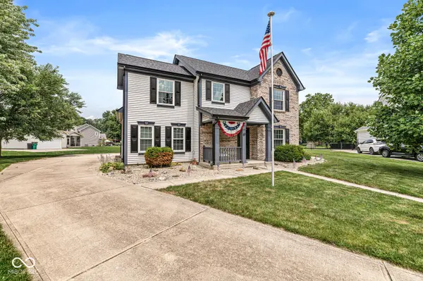 69 Carriage Lake DR, Brownsburg, IN 46112