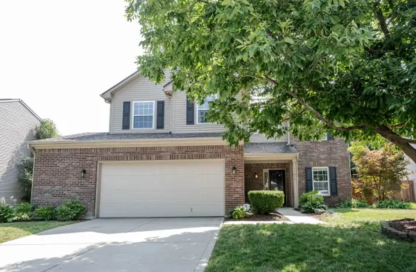13273 Eastwood LN, Fishers, IN 46038