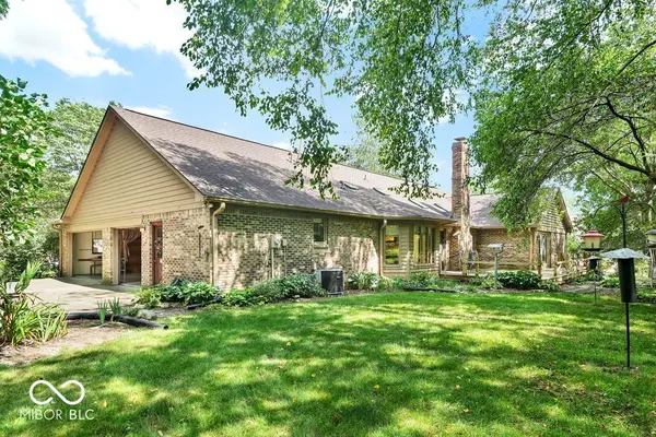 11357 Brentwood AVE, Zionsville, IN 46077