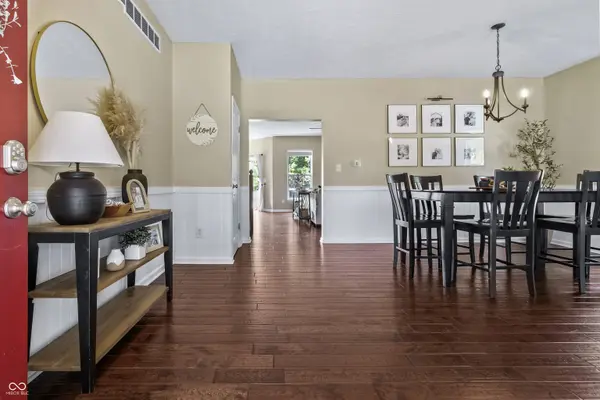 1371 Holden CT, Carmel, IN 46032
