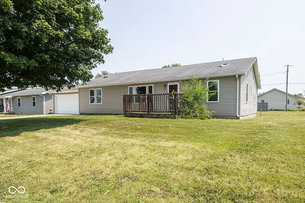 825 Rockshire CT, Gas City, IN 46933