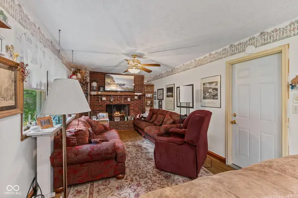 1755 Leerkamp DR, Franklin, IN 46131