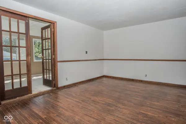 3160 Elizabeth ST, Indianapolis, IN 46234