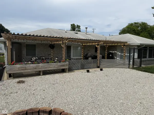 106 E 14th ST, Clay City, IN 47841