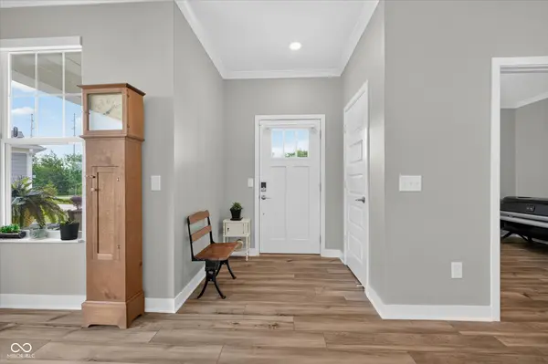 3055 Sharon CIR, Brownsburg, IN 46112