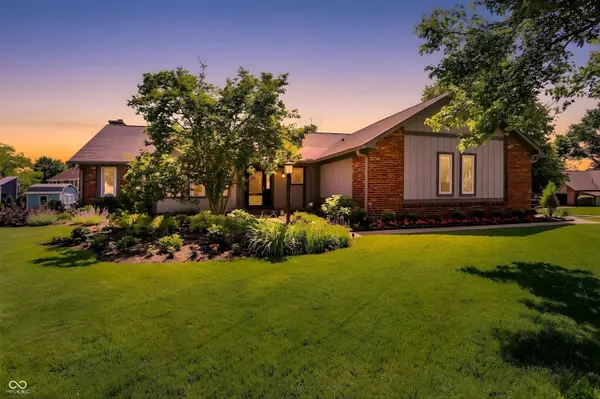 14549 Saddleback DR, Carmel, IN 46032