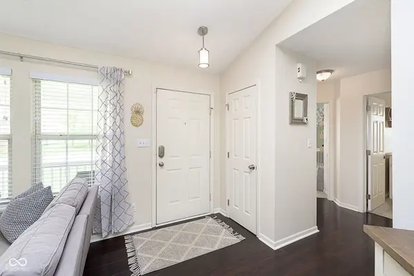 8469 Manship DR, Fishers, IN 46038