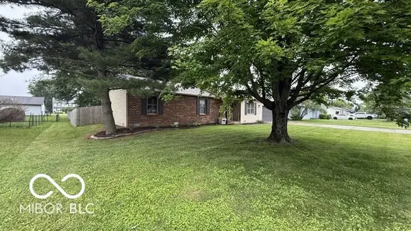 5376 Collett DR E, Camby, IN 46113