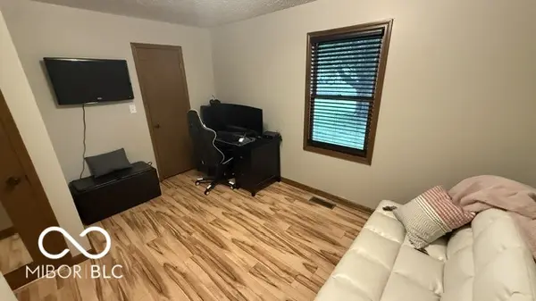 5376 Collett DR E, Camby, IN 46113