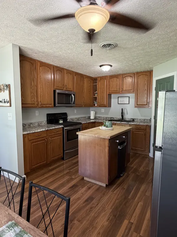 922 S Brady ST, Attica, IN 47918