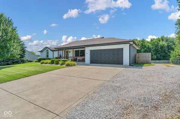 8918 Watkins LN, Clayton, IN 46118