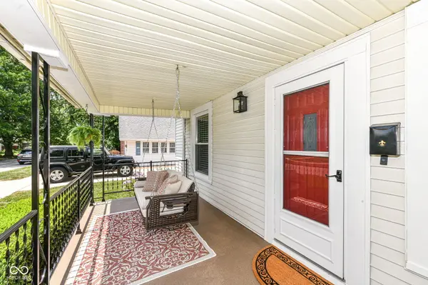 509 E 8th ST, Sheridan, IN 46069