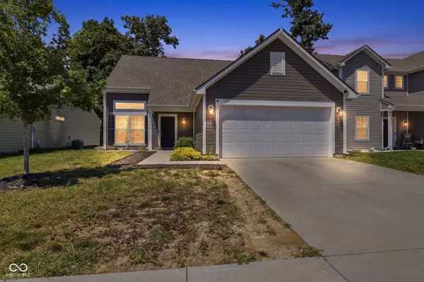 1174 S Aberdeen DR, Franklin, IN 46131