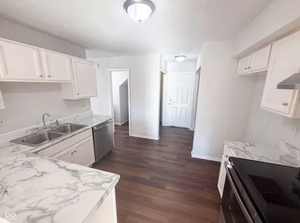 4801 Ossington CT, Indianapolis, IN 46254