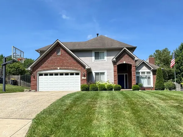 317 Edgewood PL E, Anderson, IN 46011